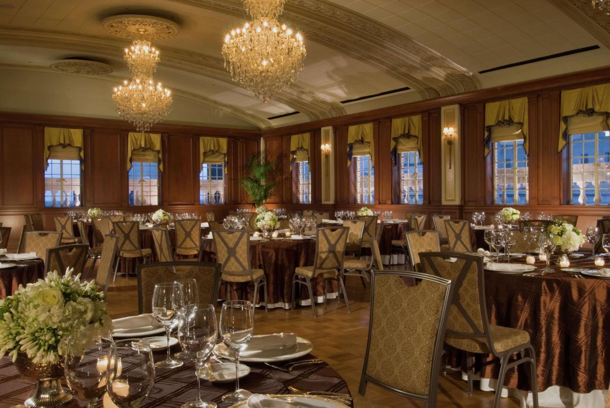 The Skirvin Hilton Hotel 4*