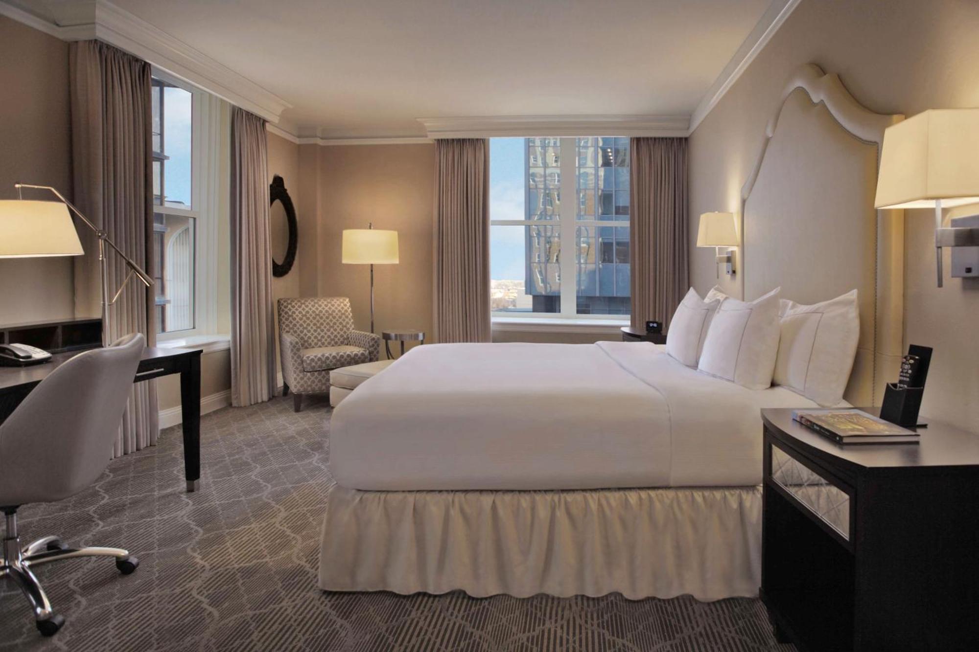 The Skirvin Hilton Hotel 4*